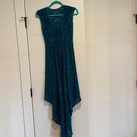 Blue green gorgeous short to long Dress Size Large - Picture 3 of 6